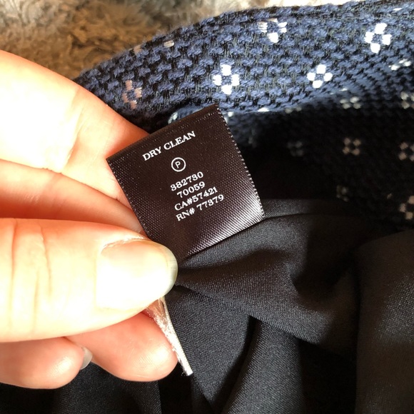 Ann Taylor Pencil Skirt - Picture 6 of 6